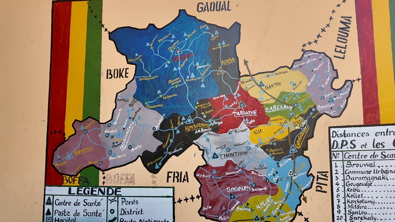 Carte prefecture et focus sur Telimele montre la grandeur du territoire mp4 image